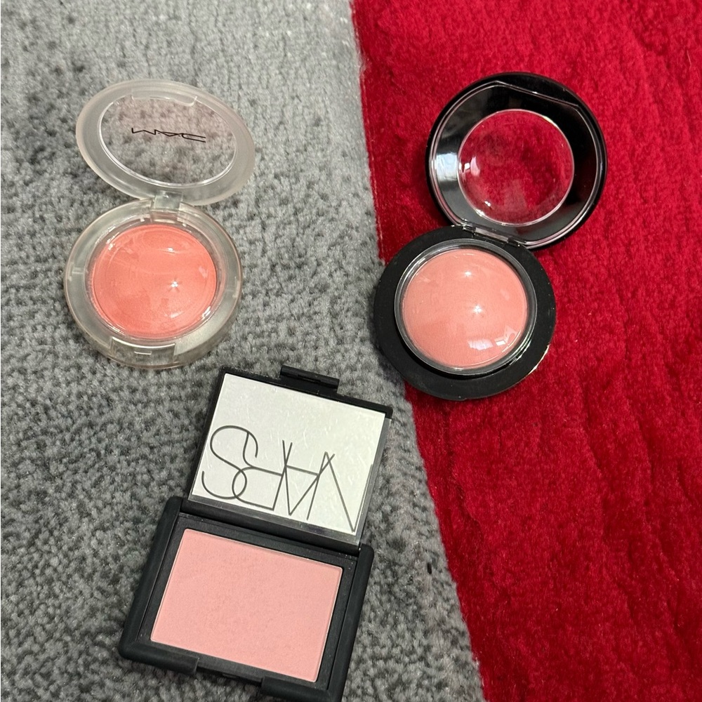 MAC and NARS Peach Blush Set